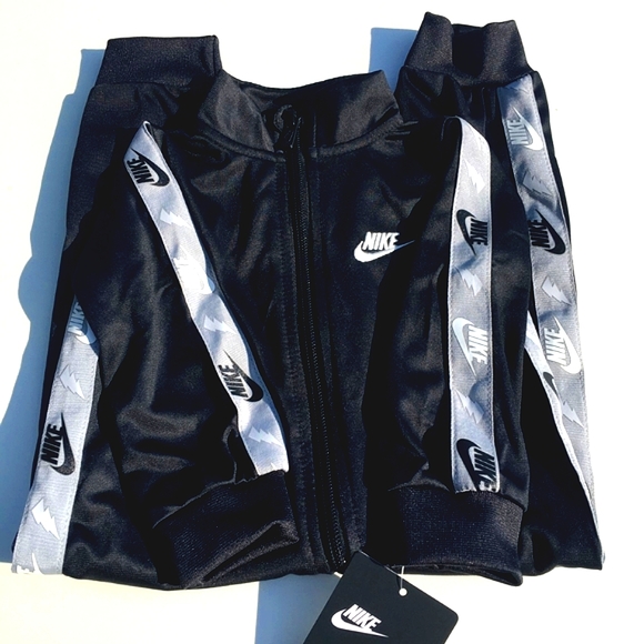 NIKE One Piece Tracksuit / Jumpsuit Size 12 Months Black - Picture 3 of 6